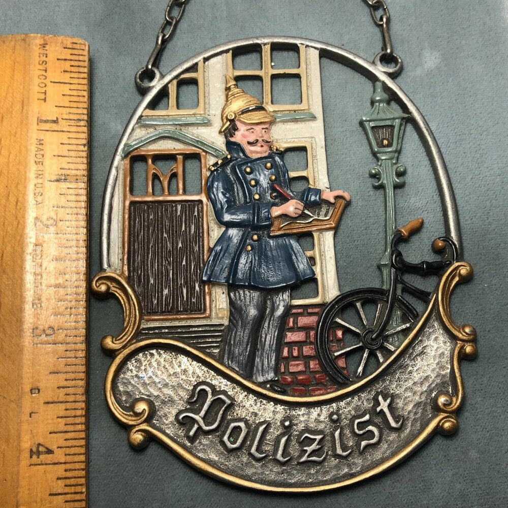 Vtg Kuhn Zinn Pewter Wall Hanging Picture Polizist Police - Rare